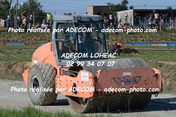 http://v2.adecom-photo.com/images//2.AUTOCROSS/2019/AUTOCROSS_MONTAUBAN_2019/AMBIANCE_DIVERS/64A_8031.JPG