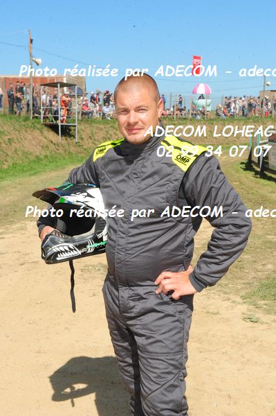 http://v2.adecom-photo.com/images//2.AUTOCROSS/2019/AUTOCROSS_MONTAUBAN_2019/BUGGY_1600/PRIME_Julien/63E_5769.JPG