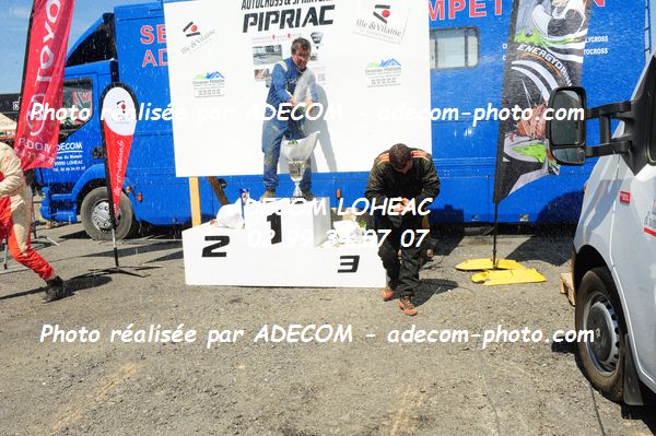 http://v2.adecom-photo.com/images//2.AUTOCROSS/2019/AUTOCROSS_OUEST_PIPRIAC_2019/BUGGY_CUP/COLLET_Christopher/55E_2685.JPG