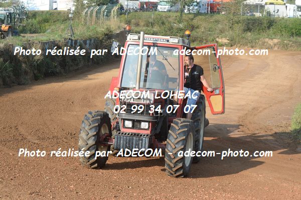http://v2.adecom-photo.com/images//2.AUTOCROSS/2019/AUTOCROSS_STEINBOURG_2019/AMBIANCE_DIVERS/61A_3843.JPG