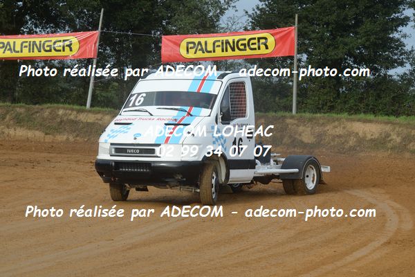 http://v2.adecom-photo.com/images//2.AUTOCROSS/2019/CAMION_CROSS_ST_VINCENT_2019/CAMIONS/RAYNAUD_Eric/72A_0832.JPG
