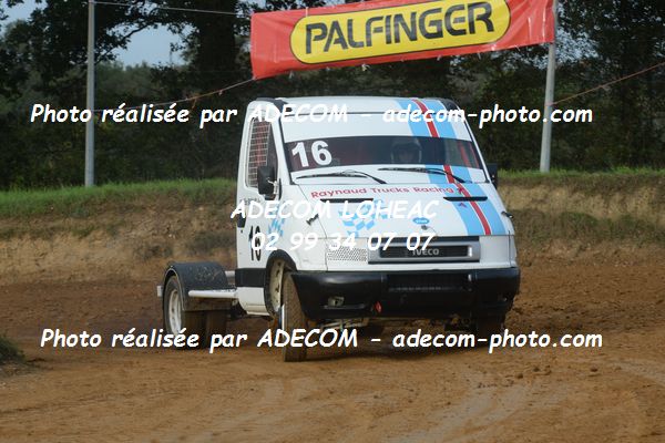 http://v2.adecom-photo.com/images//2.AUTOCROSS/2019/CAMION_CROSS_ST_VINCENT_2019/CAMIONS/RAYNAUD_Eric/72A_0856.JPG