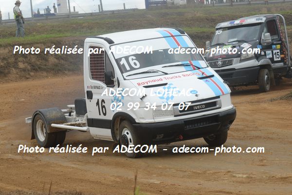 http://v2.adecom-photo.com/images//2.AUTOCROSS/2019/CAMION_CROSS_ST_VINCENT_2019/CAMIONS/RAYNAUD_Eric/72A_2204.JPG
