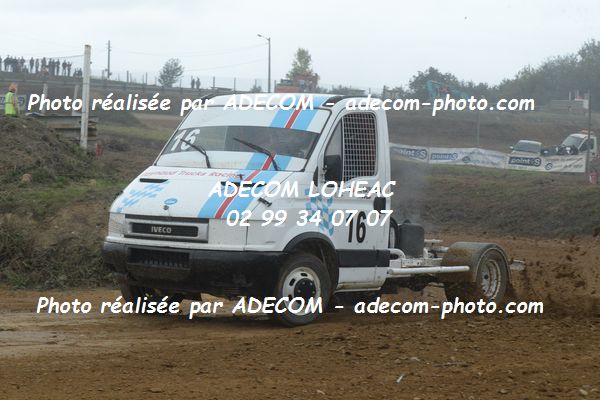 http://v2.adecom-photo.com/images//2.AUTOCROSS/2019/CAMION_CROSS_ST_VINCENT_2019/CAMIONS/RAYNAUD_Eric/72A_3151.JPG