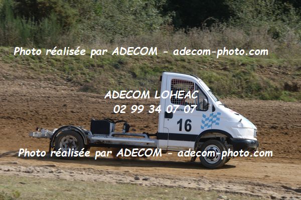 http://v2.adecom-photo.com/images//2.AUTOCROSS/2019/CAMION_CROSS_ST_VINCENT_2019/CAMIONS/RAYNAUD_Eric/72A_4300.JPG