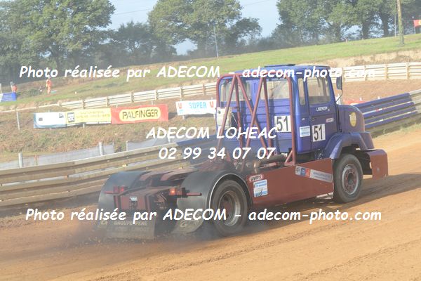 http://v2.adecom-photo.com/images//2.AUTOCROSS/2019/CAMION_CROSS_ST_VINCENT_2019/CAMIONS/SKRZYPEZKL_Ludovic/72A_1382.JPG