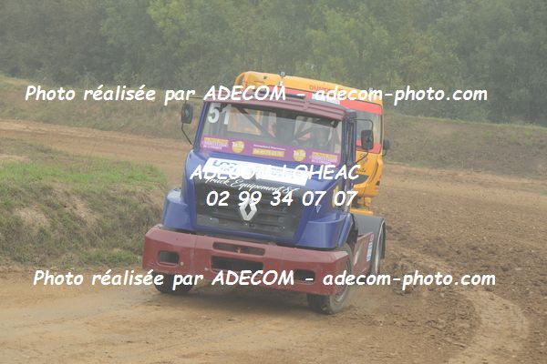 http://v2.adecom-photo.com/images//2.AUTOCROSS/2019/CAMION_CROSS_ST_VINCENT_2019/CAMIONS/SKRZYPEZKL_Ludovic/72A_2257.JPG