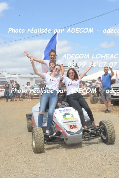 http://v2.adecom-photo.com/images//2.AUTOCROSS/2019/CHAMPIONNAT_EUROPE_ST_GEORGES_2019/SPRINT_GIRLS/AVRIL_Laury/56A_2560.JPG