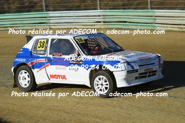 http://v2.adecom-photo.com/images//2.AUTOCROSS/2021/AUTOCROSS_FALEYRAS_2021/TOURISME_CUP/SEGARD_Alain/48A_2457.JPG