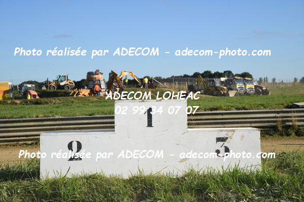 http://v2.adecom-photo.com/images//2.AUTOCROSS/2022/18_AUTOCROSS_OUEST_MONTAUBAN_2022/PODIUMS/00A_0191.JPG