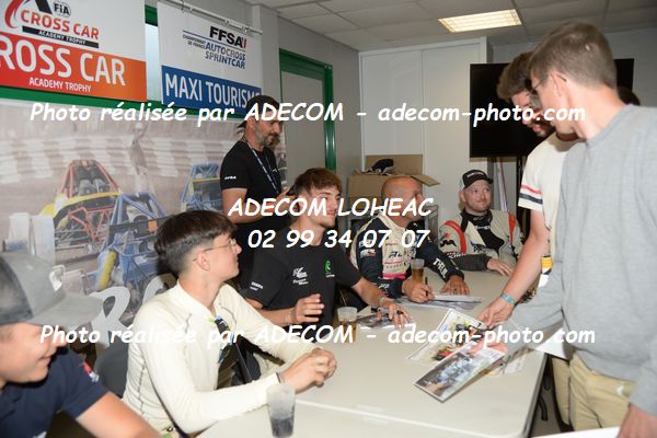 http://v2.adecom-photo.com/images//2.AUTOCROSS/2023/16_CHAMPIONNAT_EUROPE_ST_GEORGES_2023/AMBIANCE_DIVERS/48E_7703.JPG