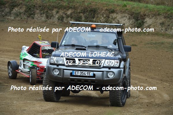 http://v2.adecom-photo.com/images//2.AUTOCROSS/2023/18_AUTOCROSS_OUEST_FENIOUX_2023/AMBIANCE_DIVERS/50A_2154.JPG
