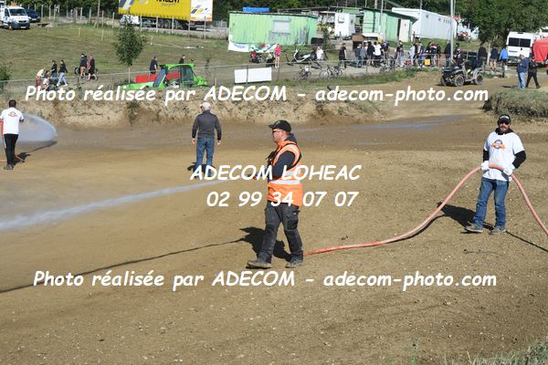 http://v2.adecom-photo.com/images//2.AUTOCROSS/2023/18_AUTOCROSS_OUEST_FENIOUX_2023/AMBIANCE_DIVERS/50A_4282.JPG