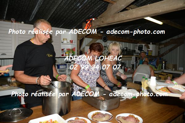 http://v2.adecom-photo.com/images//2.AUTOCROSS/2023/21_AUTOCROSS_MONTAUBAN_2023/AMBIANCE_DIVERS/58E_0027.JPG
