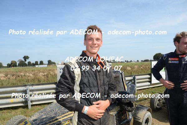 http://v2.adecom-photo.com/images//2.AUTOCROSS/2023/21_AUTOCROSS_MONTAUBAN_2023/AMBIANCE_DIVERS/58E_0054.JPG