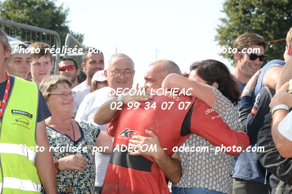 http://v2.adecom-photo.com/images//2.AUTOCROSS/2023/21_AUTOCROSS_MONTAUBAN_2023/AMBIANCE_DIVERS/58E_0063.JPG