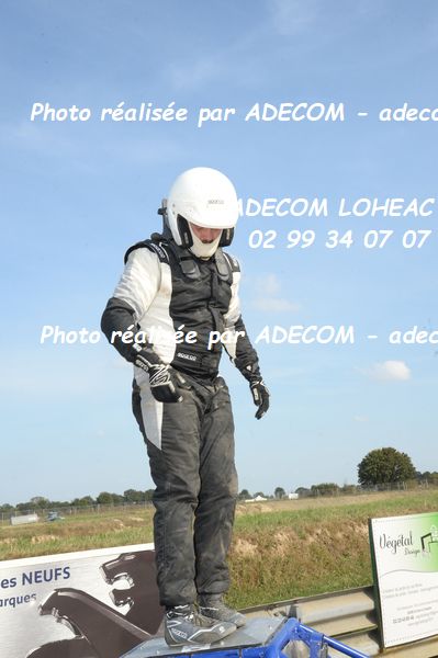 http://v2.adecom-photo.com/images//2.AUTOCROSS/2023/21_AUTOCROSS_MONTAUBAN_2023/AMBIANCE_DIVERS/58E_0197.JPG