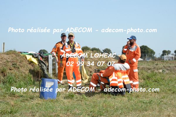 http://v2.adecom-photo.com/images//2.AUTOCROSS/2023/21_AUTOCROSS_MONTAUBAN_2023/AMBIANCE_DIVERS/58E_9963.JPG