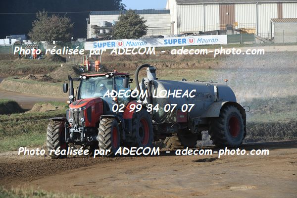 http://v2.adecom-photo.com/images//2.AUTOCROSS/2023/24_AUTOCROSS_OUEST_MAURON_2023/AMBIANCE_DIVERS/64A_1276.JPG