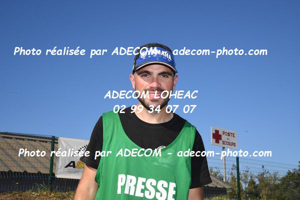 http://v2.adecom-photo.com/images//2.AUTOCROSS/2023/24_AUTOCROSS_OUEST_MAURON_2023/AMBIANCE_DIVERS/64A_1839.JPG