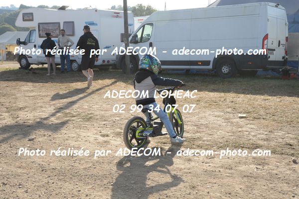 http://v2.adecom-photo.com/images//2.AUTOCROSS/2023/24_AUTOCROSS_OUEST_MAURON_2023/AMBIANCE_DIVERS/64E_1482.JPG