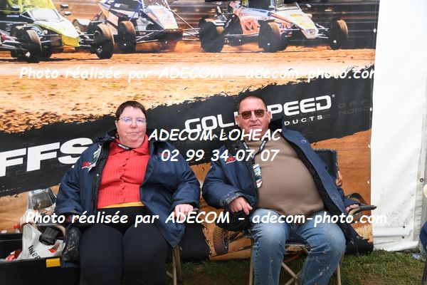 http://v2.adecom-photo.com/images//2.AUTOCROSS/2023/27_FINALE_CHALLENGE_ISSOUDUN_2023/AMBIANCE_DIVERS/67A_4517.JPG