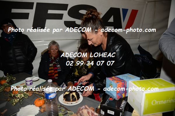 http://v2.adecom-photo.com/images//2.AUTOCROSS/2023/27_FINALE_CHALLENGE_ISSOUDUN_2023/AMBIANCE_DIVERS/67E_3645.JPG