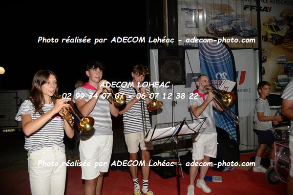 http://v2.adecom-photo.com/images//2.AUTOCROSS/2024/AUTOCROSS_AYDIE_2024/SOIREE_AYDIE/12E_4544.JPG