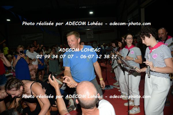 http://v2.adecom-photo.com/images//2.AUTOCROSS/2024/AUTOCROSS_AYDIE_2024/SOIREE_AYDIE/12E_4683.JPG