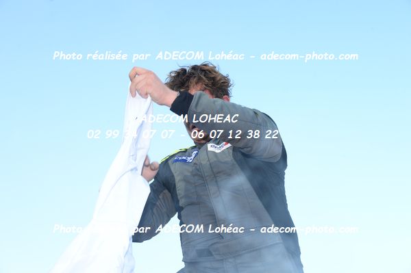http://v2.adecom-photo.com/images//2.AUTOCROSS/2024/AUTOCROSS_FALEYRAS_2024/BUGGY_CUP/LAVEGETTI_Enzo/21E_8157.JPG