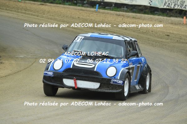 http://v2.adecom-photo.com/images//2.AUTOCROSS/2024/AUTOCROSS_FALEYRAS_2024/MAXI_TOURISME/HACENE_Sagid/21A_7514.JPG