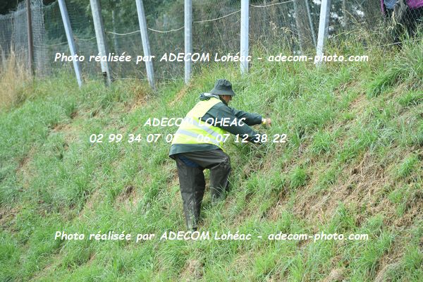 http://v2.adecom-photo.com/images//2.AUTOCROSS/2024/AUTOCROSS_OUEST_MONTAUBAN_2024/AMBIANCE_DIVERS/15A_2310.JPG