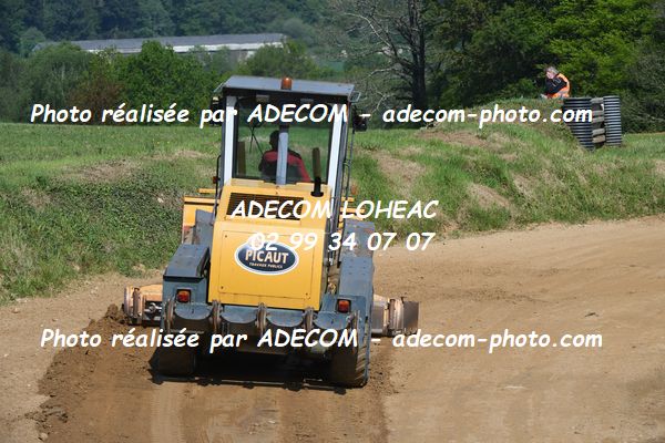 http://v2.adecom-photo.com/images//2.AUTOCROSS/2024/BCT_GUENIN_2024/AMBIANCE_DIVERS/97A_8766.JPG