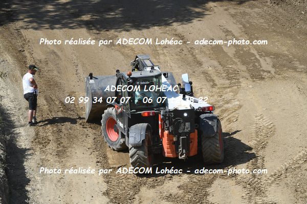 http://v2.adecom-photo.com/images//2.AUTOCROSS/2025/16_AUTOCROSS_FENIOUX_2025/AMBIANCE_DIVERS/63A_7709.JPG