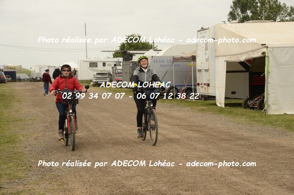 http://v2.adecom-photo.com/images//2.AUTOCROSS/2025/5_AUTOCROSS_OUEST_SOUGY_2025/AMBIANCE_DIVERS/49E_7605.JPG