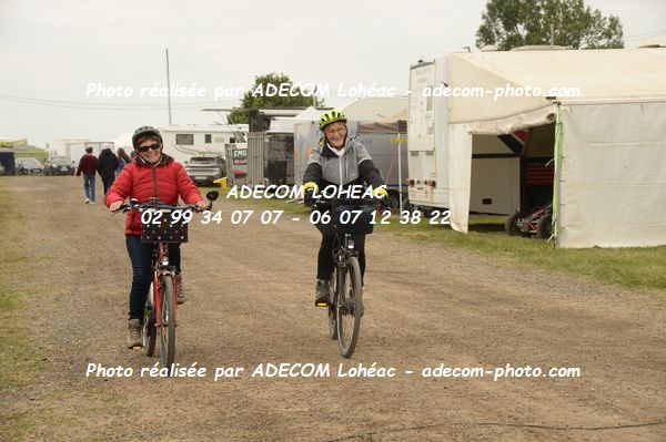 http://v2.adecom-photo.com/images//2.AUTOCROSS/2025/5_AUTOCROSS_OUEST_SOUGY_2025/AMBIANCE_DIVERS/49E_7606.JPG