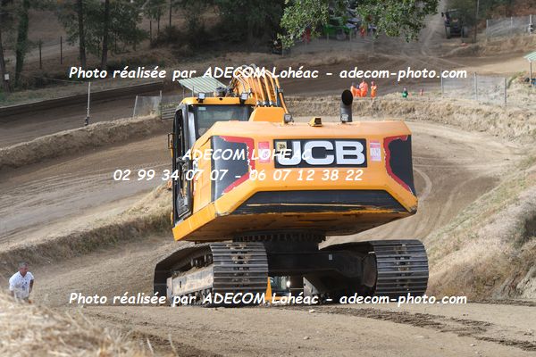 http://v2.adecom-photo.com/images//2.AUTOCROSS/2026/16_AUTOCROSS_FENIOUX_2026/AMBIANCE_DIVERS/14A_8281.JPG