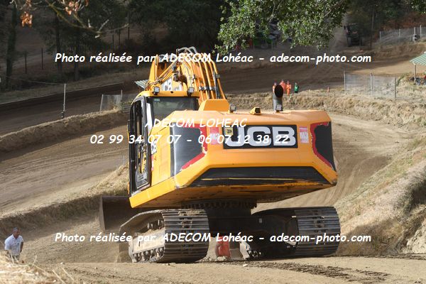 http://v2.adecom-photo.com/images//2.AUTOCROSS/2026/16_AUTOCROSS_FENIOUX_2026/AMBIANCE_DIVERS/14A_8282.JPG