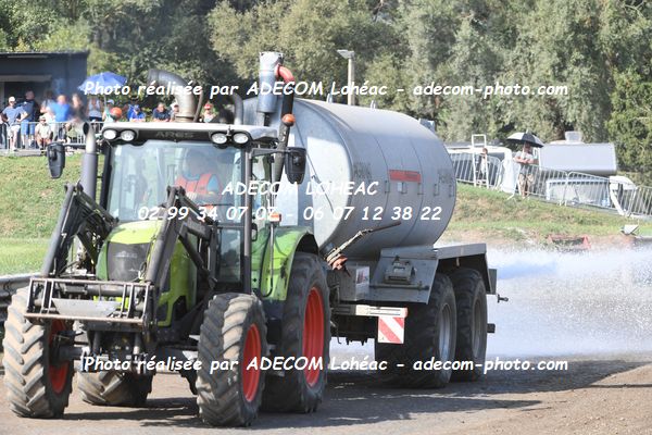 http://v2.adecom-photo.com/images//2.AUTOCROSS/2026/19_AUTOCROSS_ISSOIRE_2026/AMBIANCE_DIVERS/08A_3551.JPG