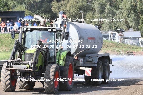 http://v2.adecom-photo.com/images//2.AUTOCROSS/2026/19_AUTOCROSS_ISSOIRE_2026/AMBIANCE_DIVERS/08A_3552.JPG