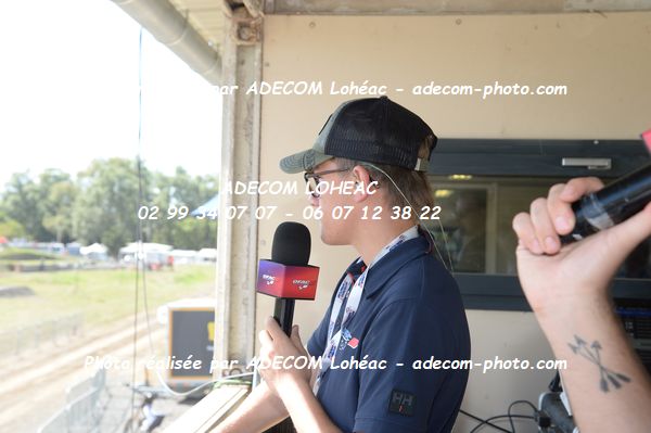 http://v2.adecom-photo.com/images//2.AUTOCROSS/2026/19_AUTOCROSS_ISSOIRE_2026/AMBIANCE_DIVERS/08E_9217.JPG