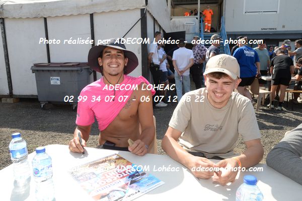 http://v2.adecom-photo.com/images//2.AUTOCROSS/2026/19_AUTOCROSS_ISSOIRE_2026/AMBIANCE_DIVERS/08E_9271.JPG