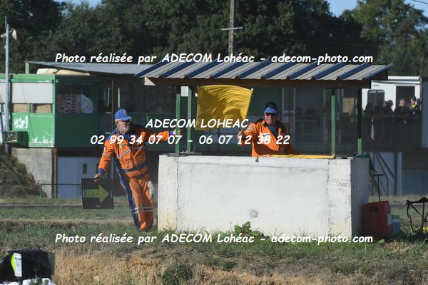 http://v2.adecom-photo.com/images//2.AUTOCROSS/2026/20_AUTOCROSS_MONTAUBAN_2026/AMBIANCE_DIVERS/30A_5570.JPG