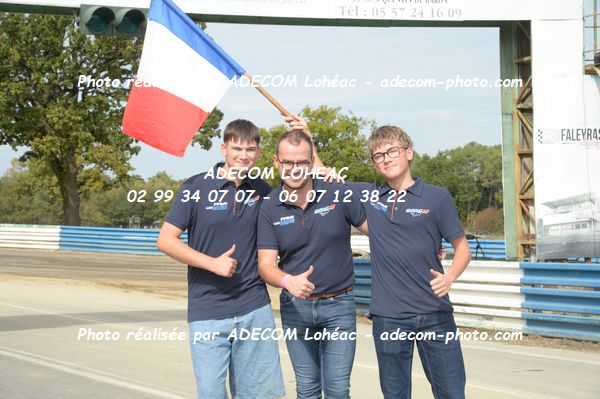 http://v2.adecom-photo.com/images//2.AUTOCROSS/2026/23_AUTOCROSS_FALAYRAS_2026/AMBIANCE_DIVERS/21E_0030.JPG