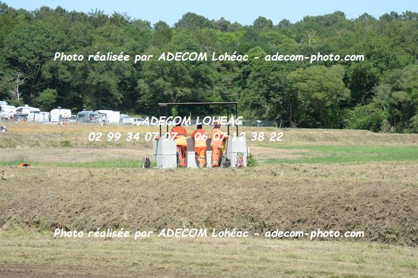 http://v2.adecom-photo.com/images//2.AUTOCROSS/2026/7_AUTOCROSS_PLOUAY_2026/AMBIANCE_DIVERS/04E_4325.JPG