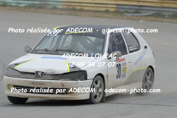 http://v2.adecom-photo.com/images//3.FOL'CAR/2019/FOL_CAR_DE_LA_NEIGE_2019/BISSON_Sebastien/27A_0948.JPG