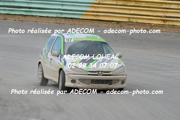 http://v2.adecom-photo.com/images//3.FOL'CAR/2019/FOL_CAR_DE_LA_NEIGE_2019/GILLET_Manuel_Axel/27A_0747.JPG