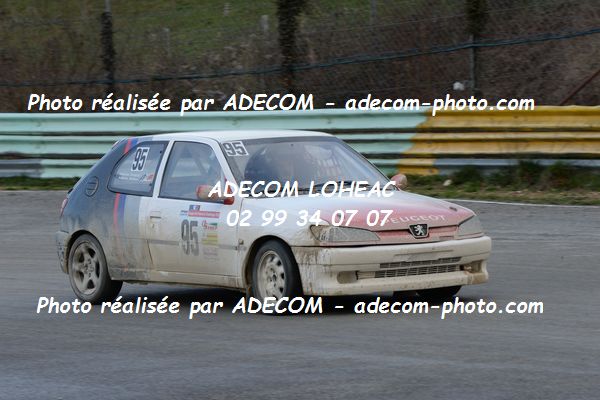 http://v2.adecom-photo.com/images//3.FOL'CAR/2019/FOL_CAR_DE_LA_NEIGE_2019/JULIENNE_Francois_Mathieu/27A_0268.JPG