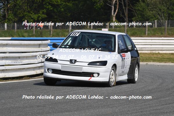 http://v2.adecom-photo.com/images//3.FOL'CAR/2023/FOL_CAR_MAYENNE_2023/AUBOURG_Kevin/30A_0167.JPG