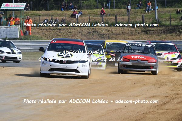 http://v2.adecom-photo.com/images//3.FOL'CAR/2023/FOL_CAR_MAYENNE_2023/CHEVALIER_Jean_Charles/30A_0262.JPG